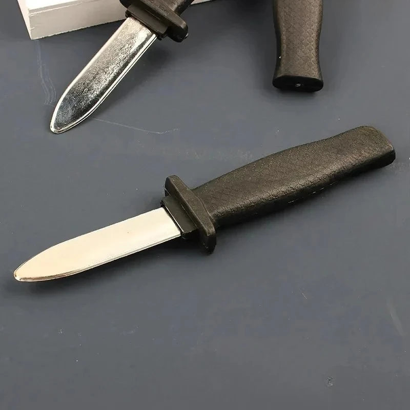 Retractable Prank Knife - Harmless Plastic Comedy Prop for Adults & Kids, Joke Magic Trick Gift