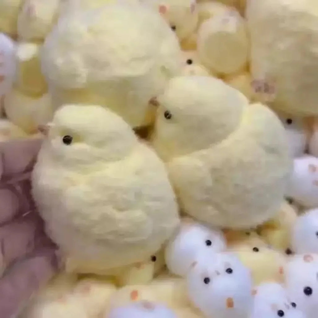 Office Stress Reliever: Funny 6CM Slow Rise Chicken Squishy, Cute Desk Fidget Toy for Adults, Anxiety Relief Gadget